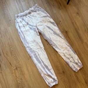 Good American Light Purple Tie Dye Joggers